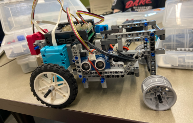 GEARS autonomous maze-navigating robot prototype
